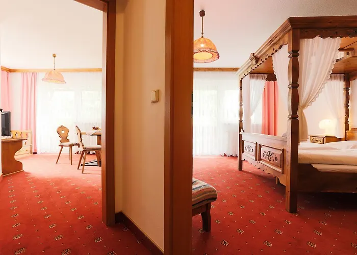 Otel Sattelbogener Hof Traitsching