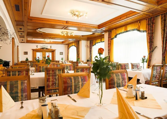 Otel Sattelbogener Hof Traitsching