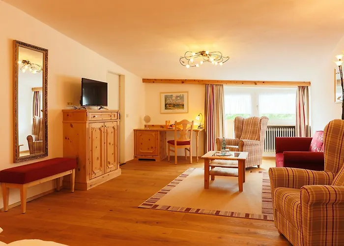 Otel Sattelbogener Hof Traitsching
