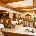 Sattelbogener Hof Hotel