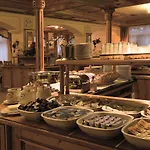 Sattelbogener Hof Hotel 3*