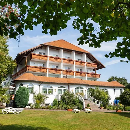 Sattelbogener Hof Traitsching