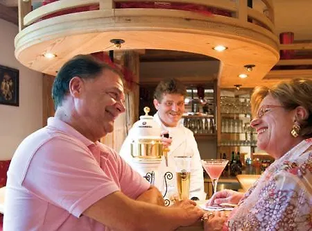 Sattelbogener Hof 3* Traitsching