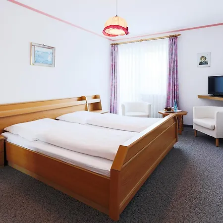 Hotel Sattelbogener Hof 3*