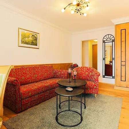 Sattelbogener Hof 3*