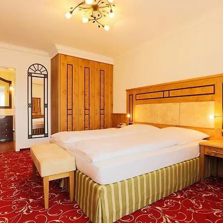 Hotel Sattelbogener Hof Traitsching